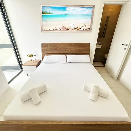 Elegant Escape In Paceville Saint Julian's