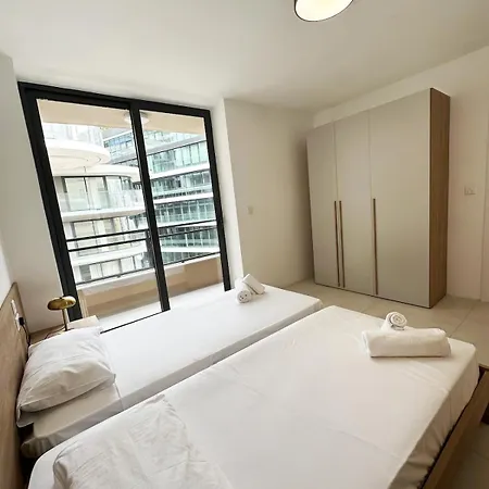 Elegant Escape In Paceville * San Ġiljan