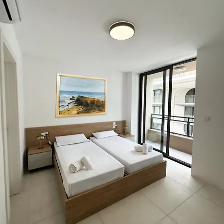 Elegant Escape In Paceville Appartement San Ġiljan